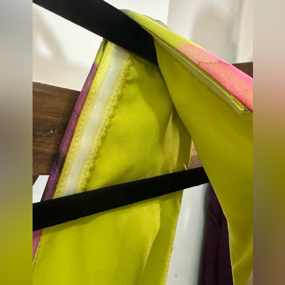 NWT Badgley Mischka Floral Ruffle V Neck Gown Purple Yellow Green 8 - Picture 12 of 16